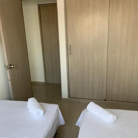 Acogedor Apto En 3 Hab Cerca De La Playa Cartagena